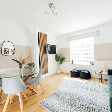 Charming 2 Bedroom Flat In The Heart Of Kings Cross, Londres Exterior foto