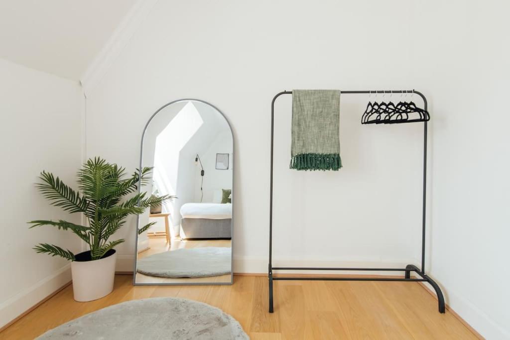 Charming 2 Bedroom Flat In The Heart Of Kings Cross, Londres Exterior foto