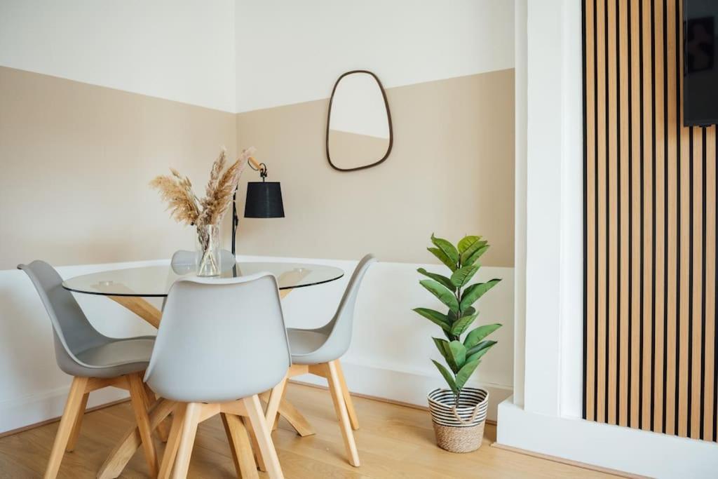 Charming 2 Bedroom Flat In The Heart Of Kings Cross, Londres Exterior foto