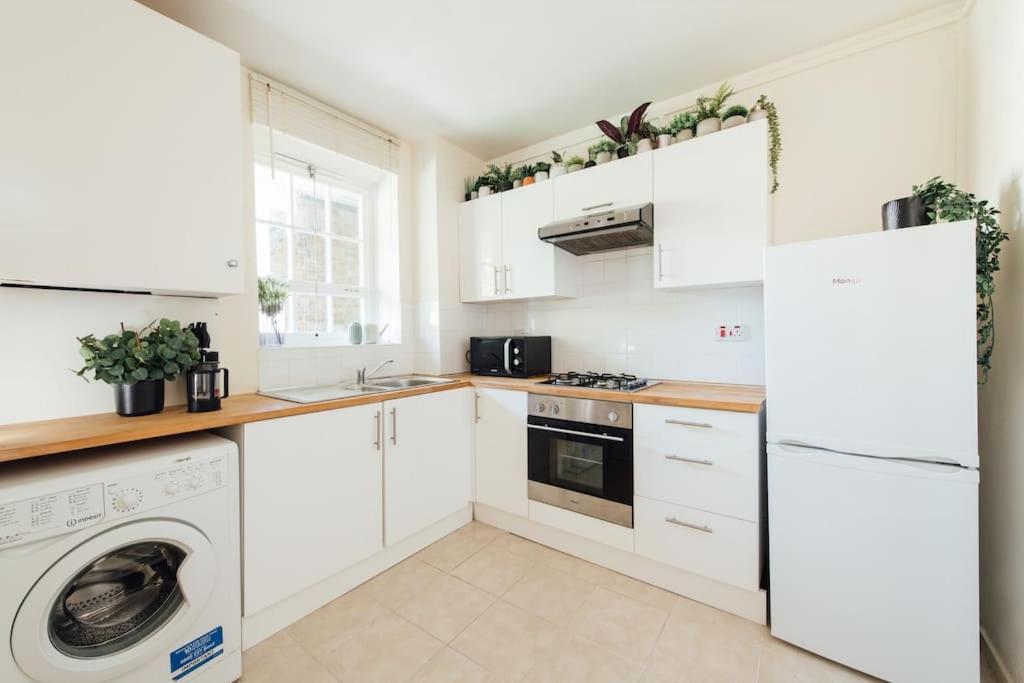 Charming 2 Bedroom Flat In The Heart Of Kings Cross, Londres Exterior foto